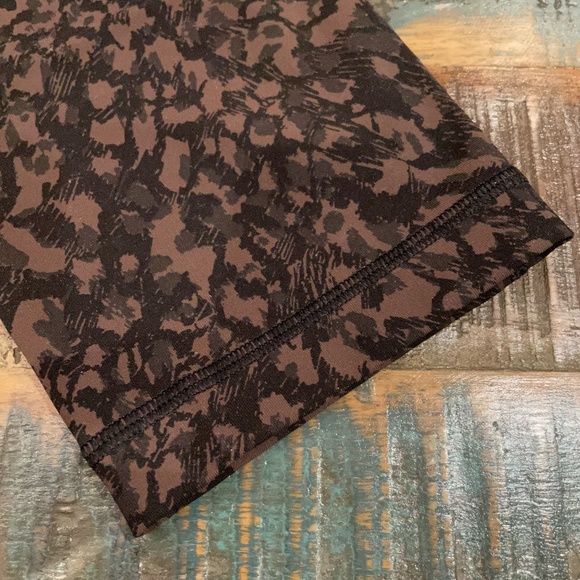 LULULEMON High-Rise Wunder Under 21" Crop - Luxtreme NWOT - Picture 14 of 16